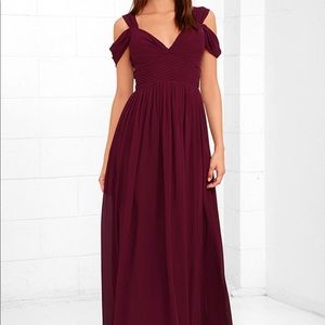 Lulu’s floor length wine colored dress NWT